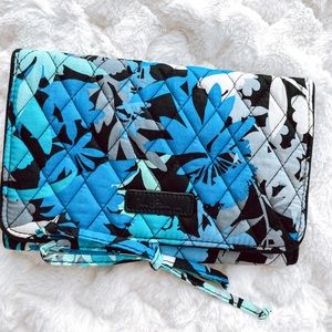 Vera Bradley All Wrapped Up Jewelry Organizer